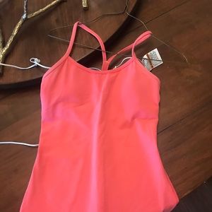 Lululemon pink tank
